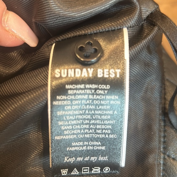 NWOT Vegan Quilted Leather Skirt - Picture 7 of 8